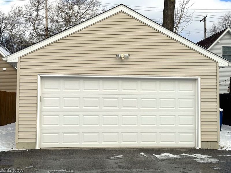 4433 Fenwick Avenue, Cleveland, OH 44113 Photo 23