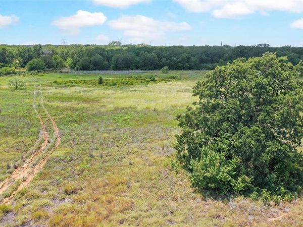 8818 S 281 Highway , Perrin, TX 76486