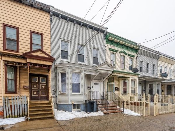 249 Summer Ave, Newark, NJ 07104