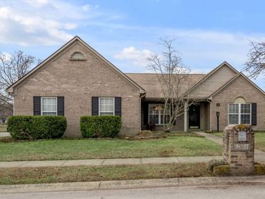 2800 Belle Haven Place, Lexington, KY 40511