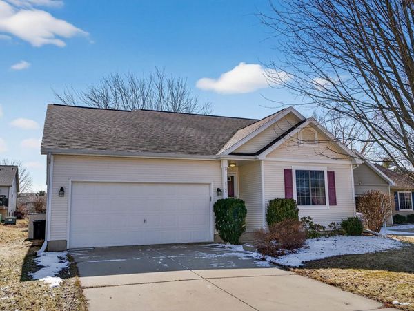 532 Goldenrod Circle, Verona, WI 53593