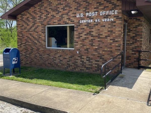 102 Main Street , Center, KY 42214