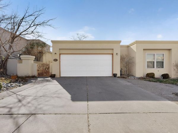6021 Nasci Drive NE, Albuquerque, NM 87111