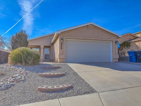 10535 Monte Rosso Place NW, Albuquerque, NM 87114