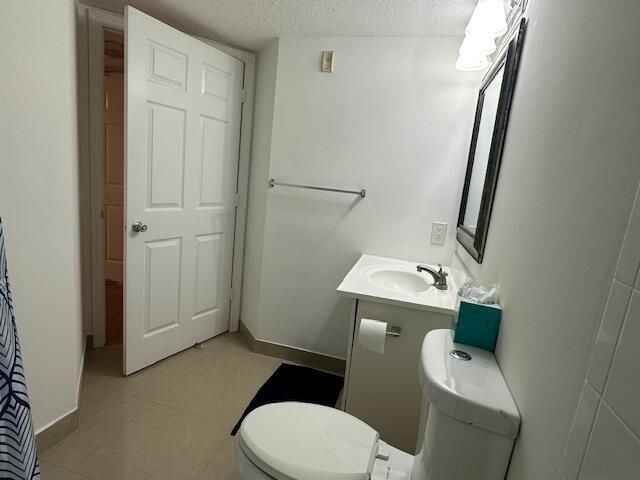 401 Villa Circle, Boynton Beach, FL 33435 Photo