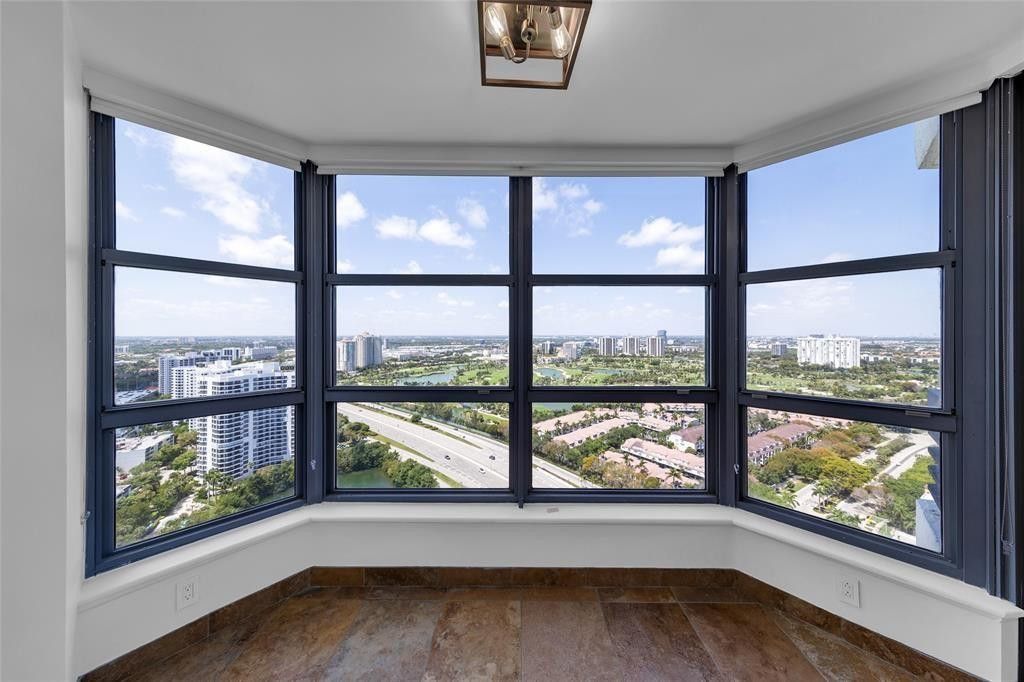 3500 Mystic Pointe Drive, Unit 3404, Aventura, FL 33180 Photo