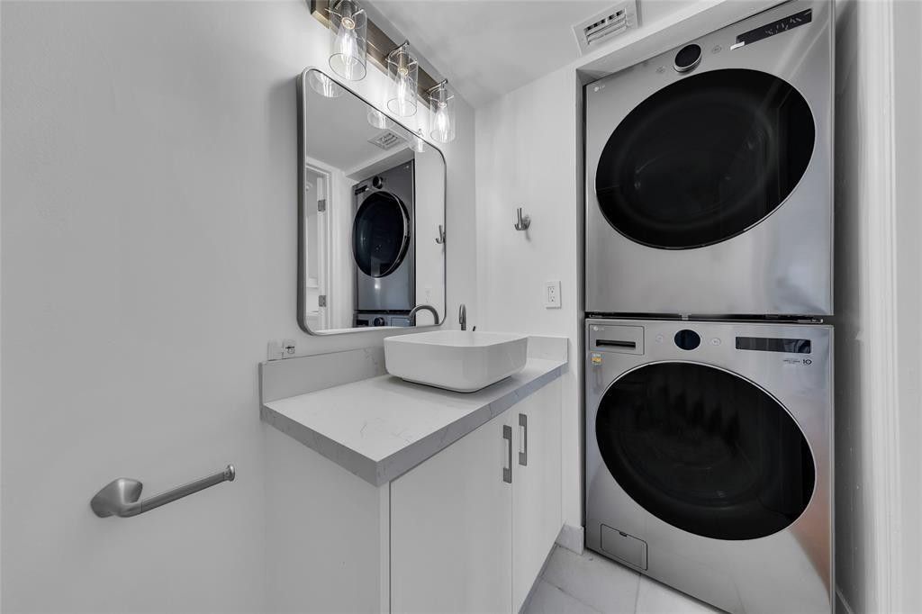 3500 Mystic Pointe Drive, Unit 3404, Aventura, FL 33180 Photo