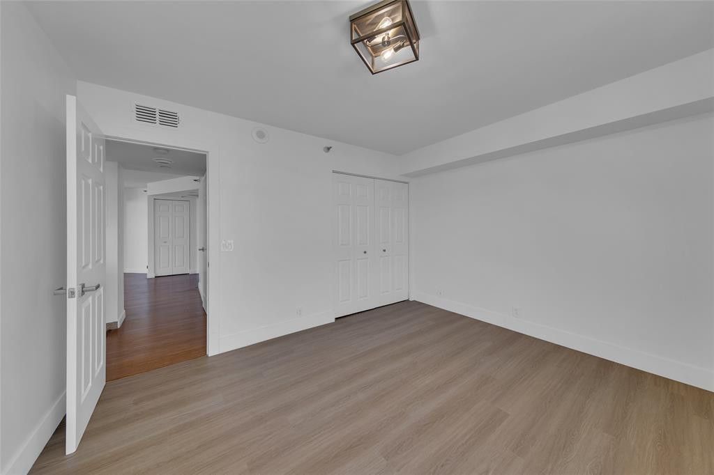 3500 Mystic Pointe Drive, Unit 3404, Aventura, FL 33180 Photo