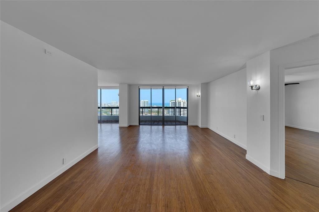 3500 Mystic Pointe Drive, Unit 3404, Aventura, FL 33180 Photo