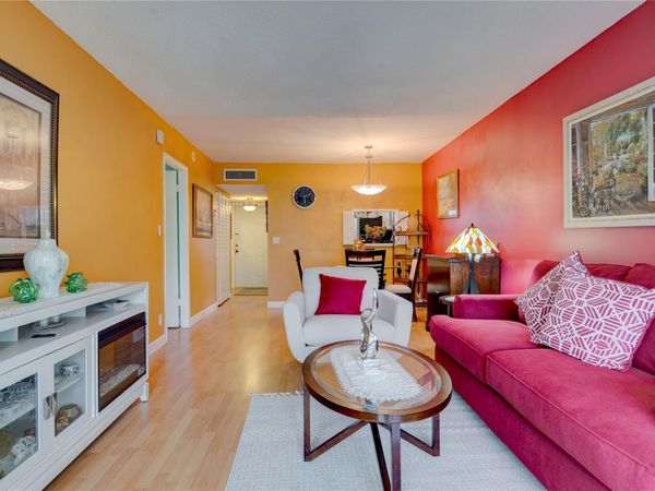 3150 Holiday Springs Blvd, Unit 311, Margate, FL 33063