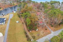 1233 Shull Island Road  photo 4