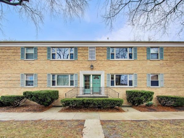 1039 Randolph Street , Unit 1W, Oak Park, IL 60302