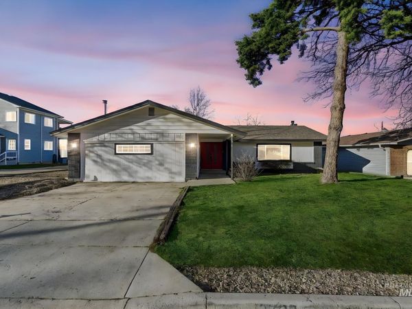 2723 Hillcrest Ln, Caldwell, ID 83605