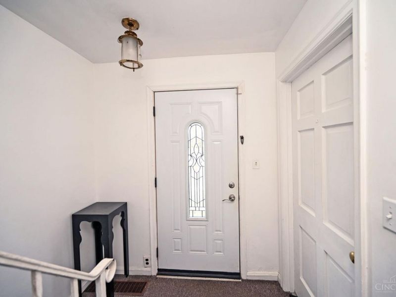 7552 Montgomery Road, Sycamore Township, OH 45236 Photo 4