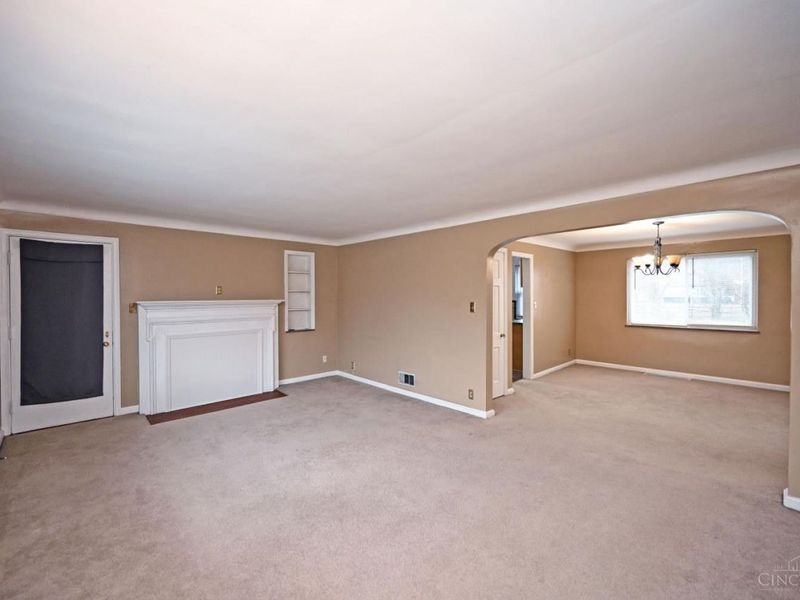 7552 Montgomery Road, Sycamore Township, OH 45236 Photo 5