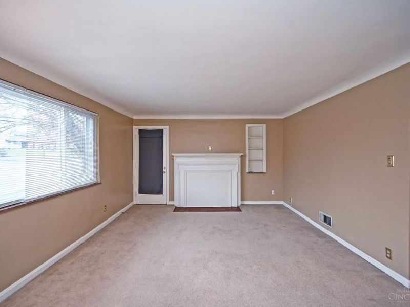 7552 Montgomery Road, Sycamore Township, OH 45236 Photo 6