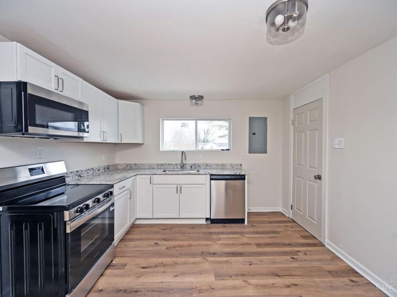 8528 E US 36, Conover, OH 45317 Photo 7