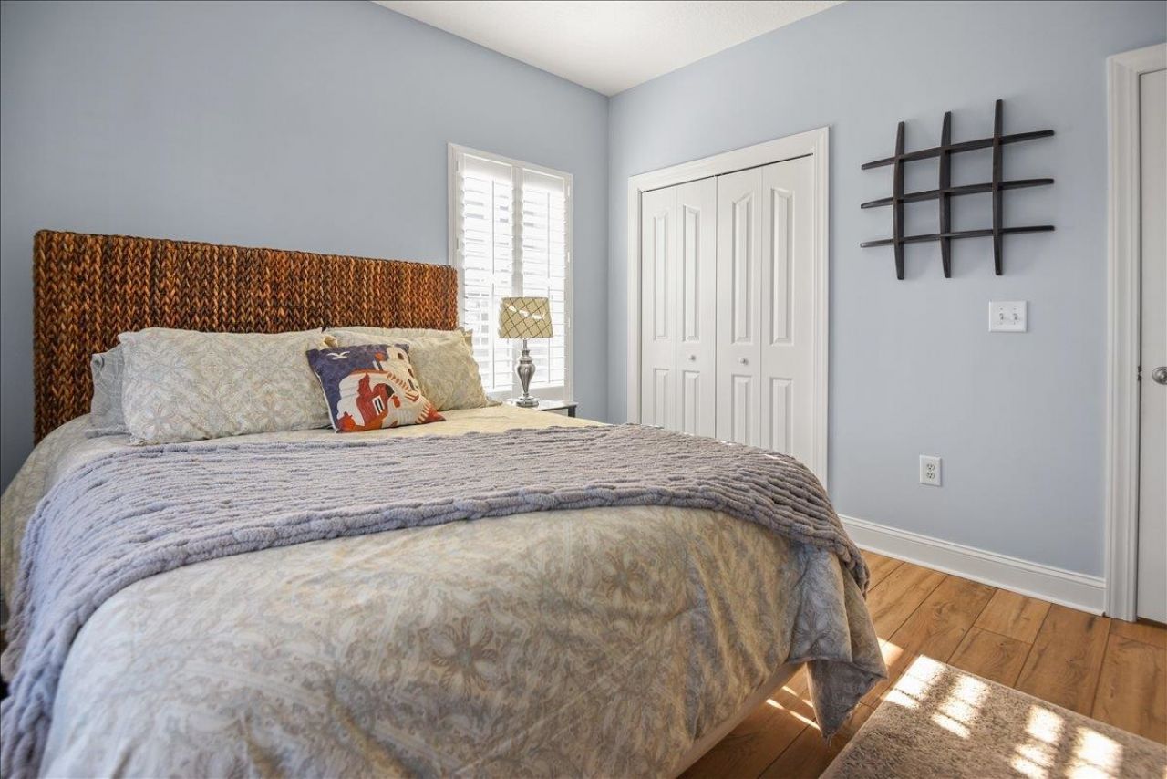 1702 Cottage Cove Circle Photo 11