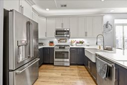 1702 Cottage Cove Circle photo 4