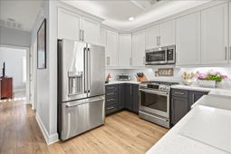 1702 Cottage Cove Circle photo 4