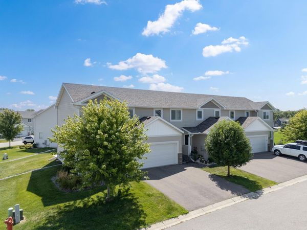 5270 Foxfield Drive NW, Rochester, MN 55901