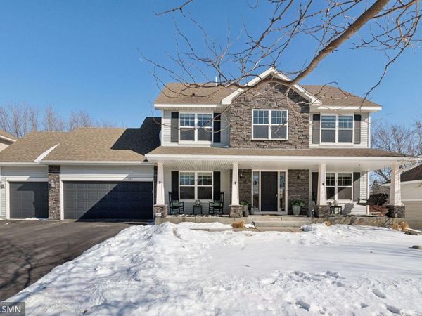 260 Liberty Heights Drive, Chaska, MN 55318