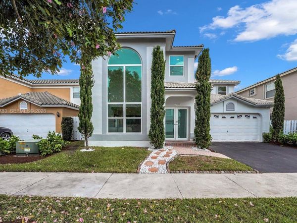 4221 NW 55th Dr, Coconut Creek, FL 33073