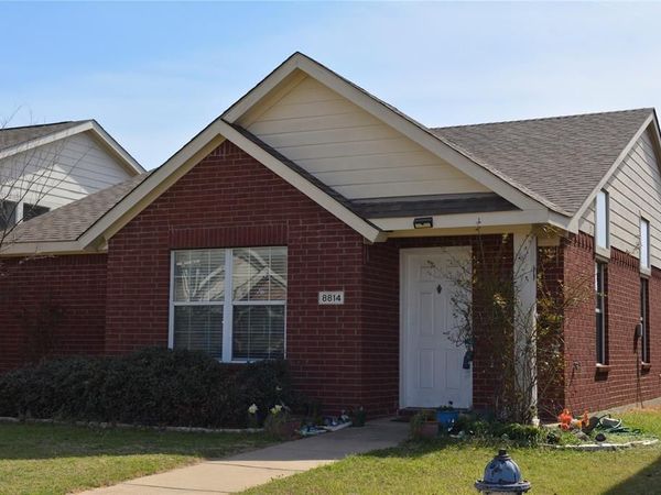 8814 Stewart Street, Cross Roads, TX 76227