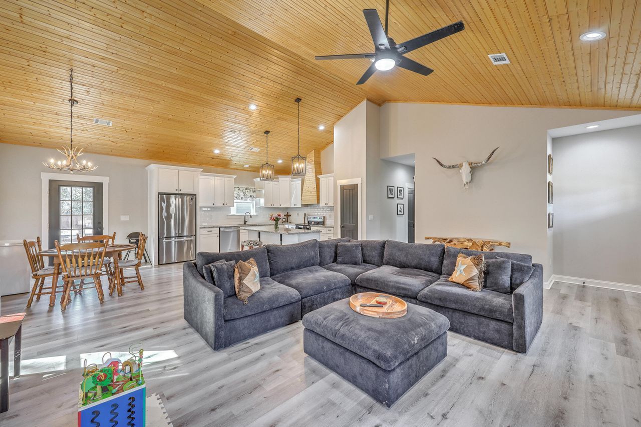 1691 Bennett Circle Photo 11