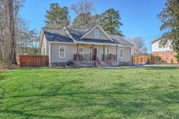 1691 Bennett Circle photo 4