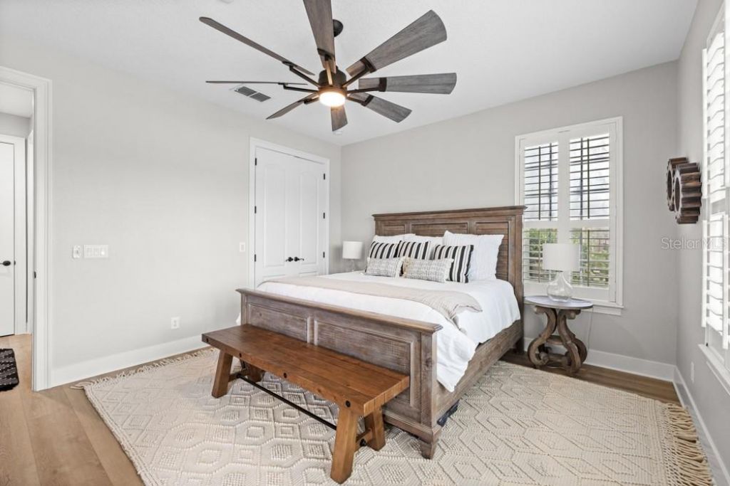 527 W Blue Water Edge Drive, Eustis, FL 32736 Photo