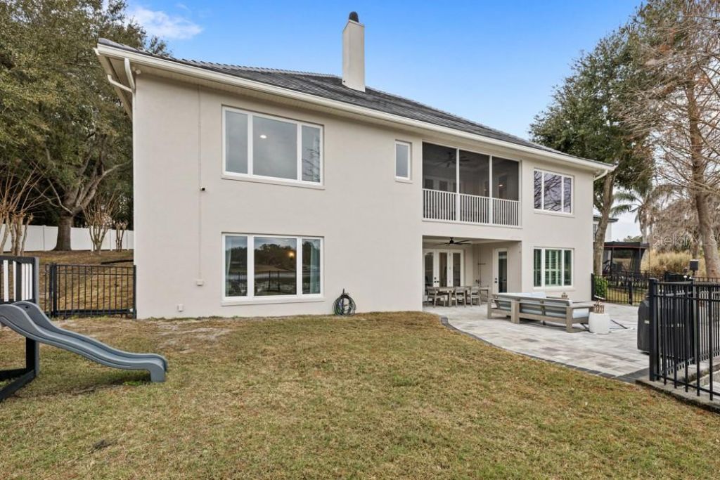 527 W Blue Water Edge Drive, Eustis, FL 32736 Photo