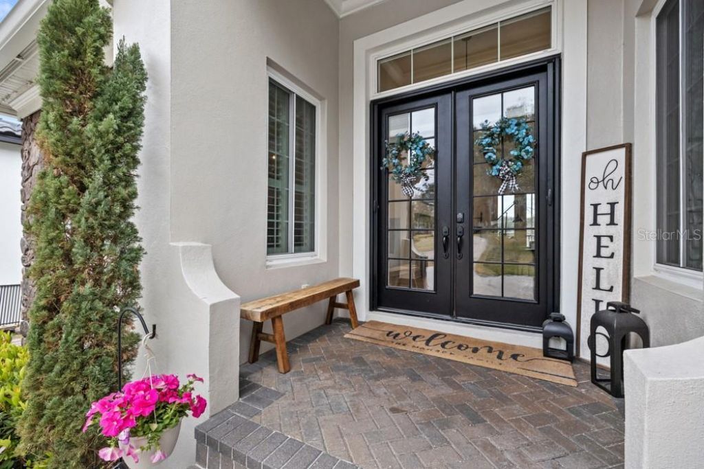 527 W Blue Water Edge Drive, Eustis, FL 32736 Photo