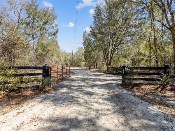 775 SW CHOCTAW AVENUE, FORT WHITE, FL 32038
