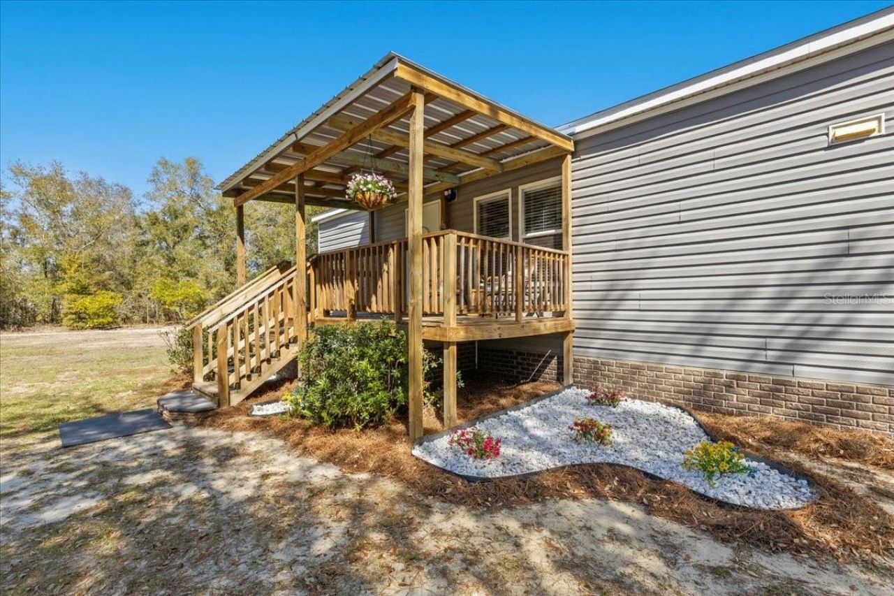 771 & 775 SW Choctaw Avenue, Fort White, FL 32038 Photo