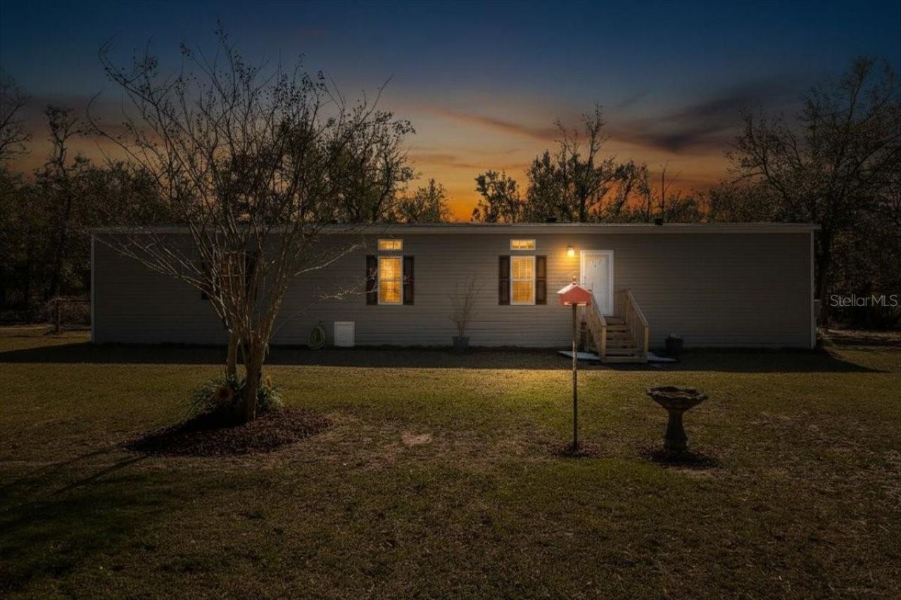 775 SW Choctaw Avenue, Fort White, FL 32038 Photo