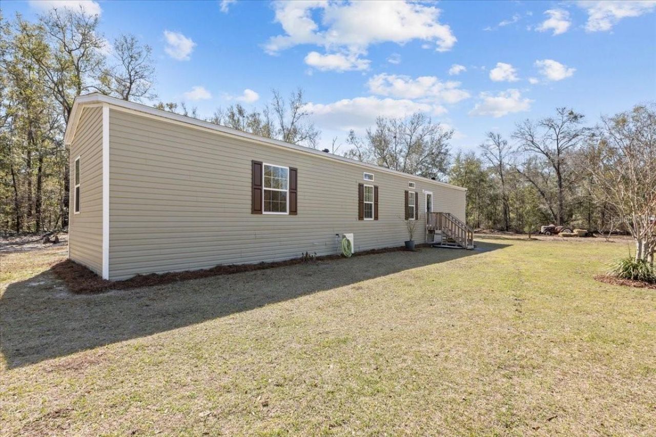 771 & 775 SW Choctaw Avenue, Fort White, FL 32038 Photo