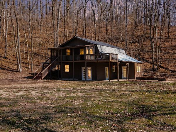 2650 Pretty Creek Rd , Nunnelly, TN 37137