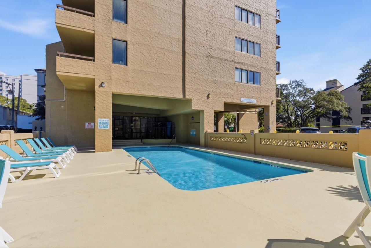 210 75th Ave. N  Photo 11