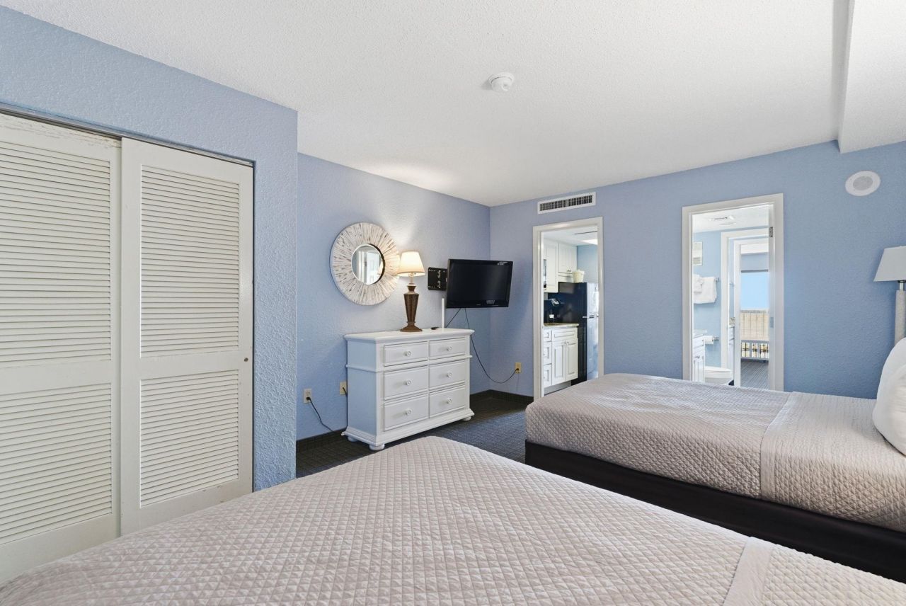 210 75th Ave. N  Photo 35