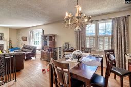 1727 Omarest Drive  photo 4