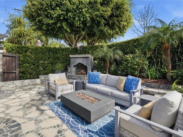 3013 Maple Avenue, Manhattan Beach, CA 90266