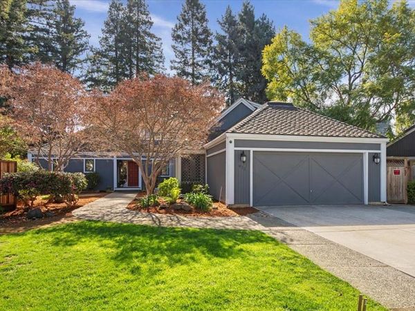 411 Hedgerow Court, Mountain View, CA 94041