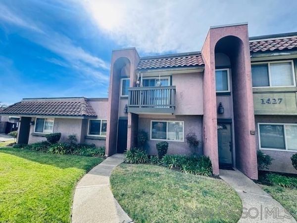 1427 N Broadway, Unit B, Escondido, CA 92026