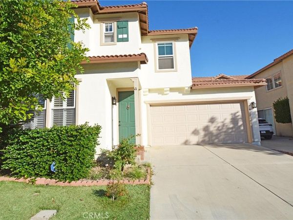 323 Lydia Ln, Corona, CA 92882