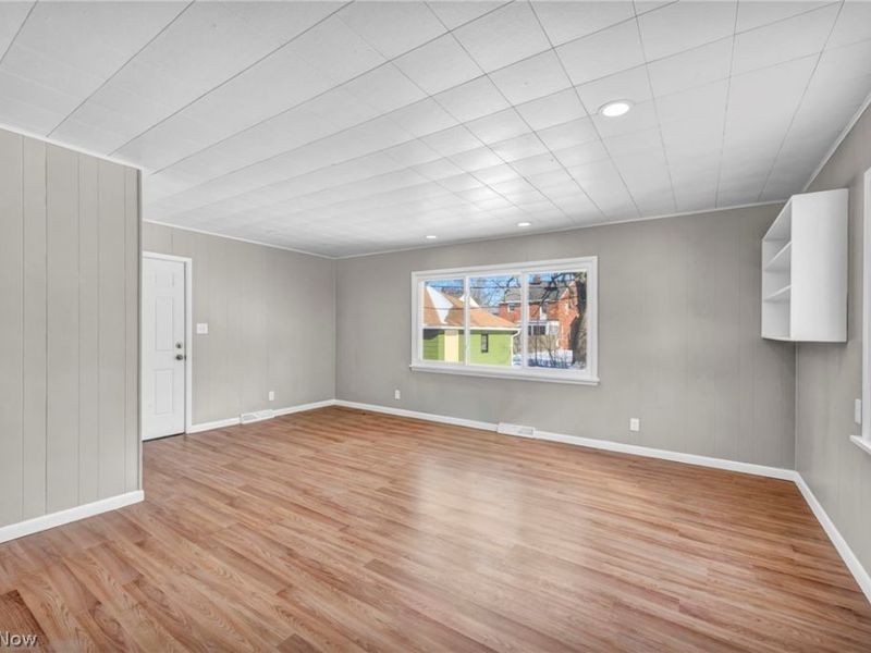 257 E 270th Street, Euclid, OH 44132 Photo 11