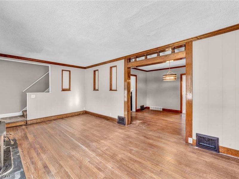 257 E 270th Street, Euclid, OH 44132 Photo 8