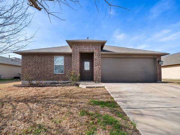 197 Voss, Kyle, TX 78640