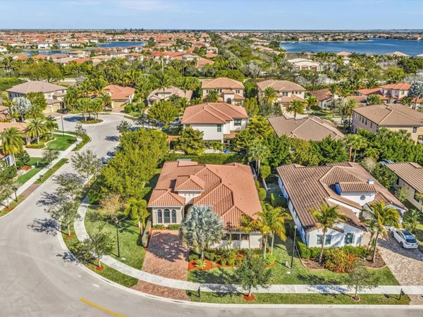 11715 NW 82nd Ct, Parkland, FL 33076