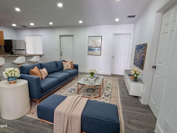 618 SW 14th Terrace, Unit 5, Fort Lauderdale, FL 33312